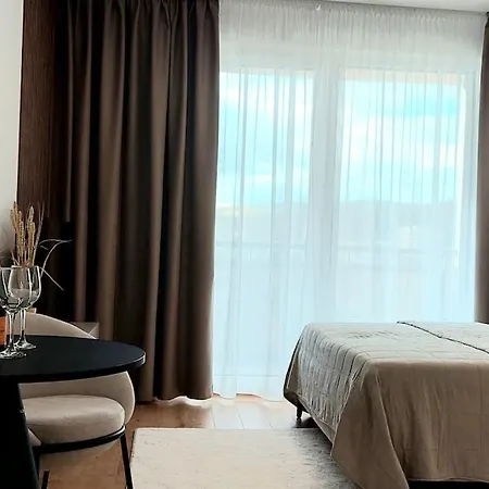 Prijemny Soho S Privat Parking Free, 5 Min Do Centra * Kosice