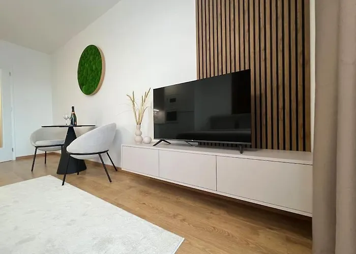 Prijemny Soho S Privat Parking Free, 5 Min Do Centra Кошице